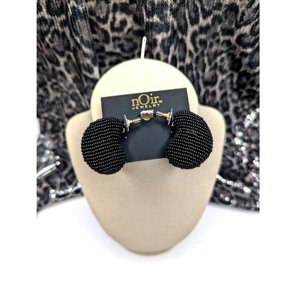 nOir Black Chunky Beaded Earrings - Picture 2 of 8